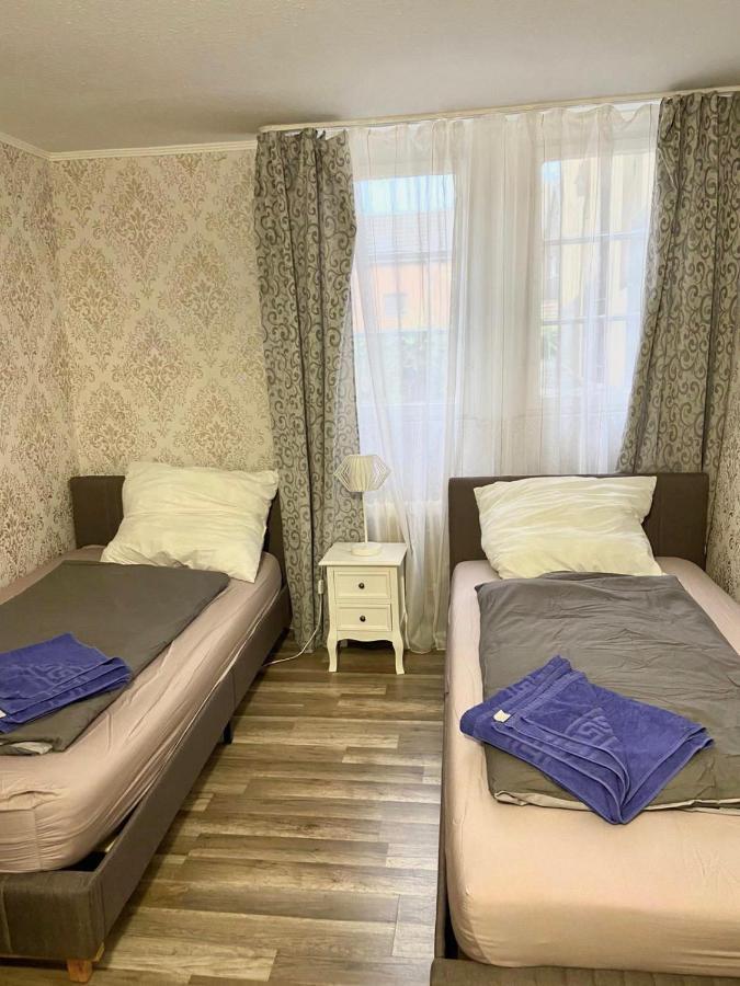 The Burgklause Boutique Hotel Linz am Rhein Bagian luar foto